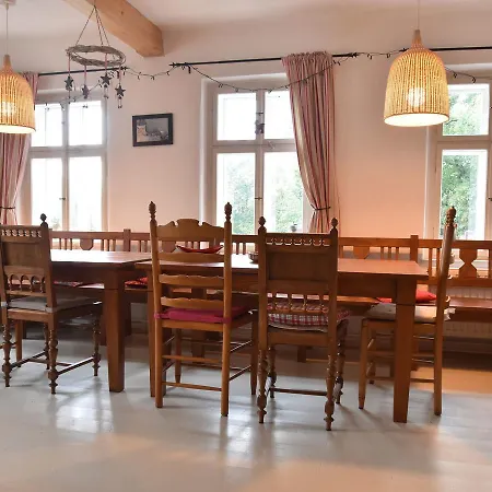With Garden In Quiet Mountain Village Apartment *